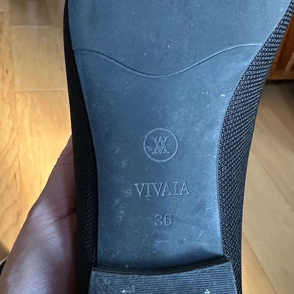 Black Women's Lace-Up Shoes - Picture 4 of 5